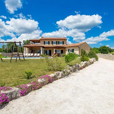 Baretuni - Lbn390 Ferienhaus