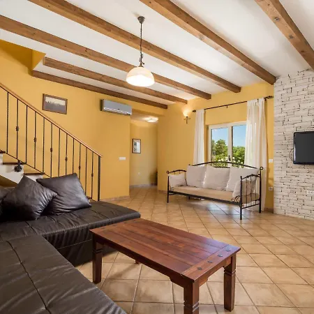 Casa de Férias Baretuni By Interhome *