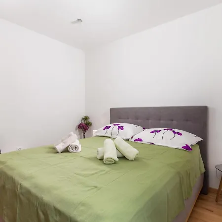 Casa de Férias Baretuni By Interhome Prnjani
