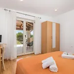 Baretuni By Interhome Prázdninový dům Prnjani