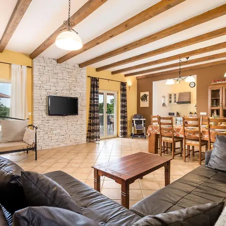 Holiday home Baretuni - Lbn390 By Interhome Prnjani