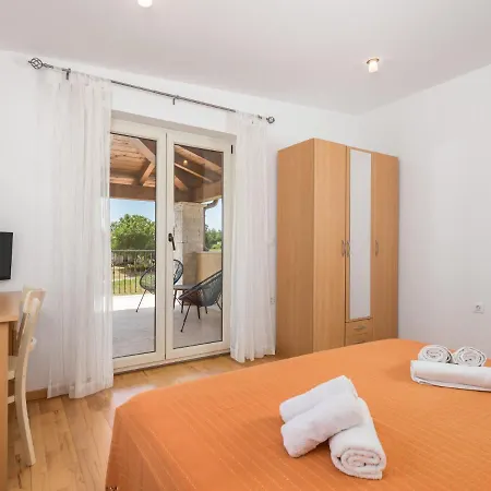 Baretuni - Lbn390 By Interhome Holiday home Prnjani
