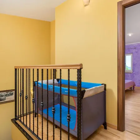 Baretuni By Interhome *